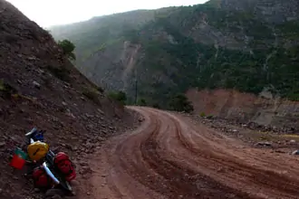 Estrada no Tajiquistão