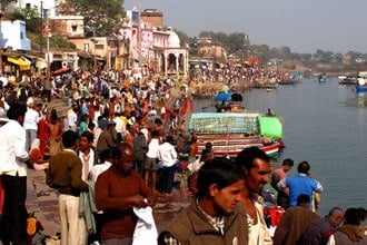 Dia de festa em Chitrakut, Índia