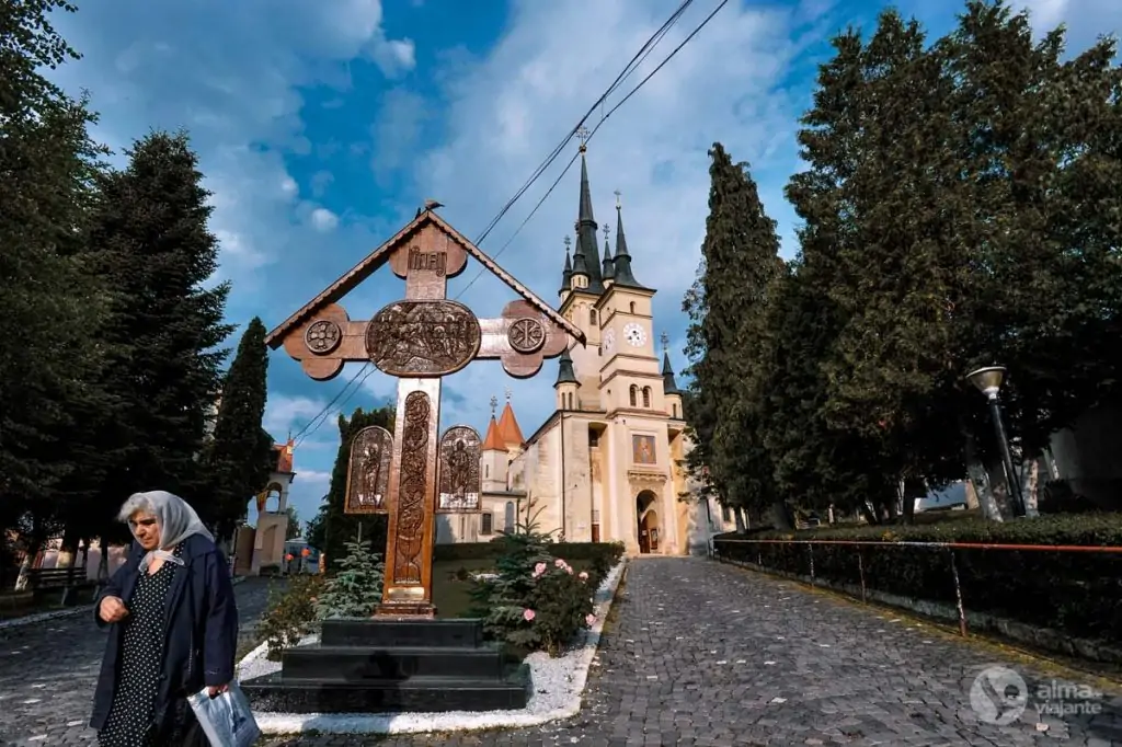 O que visitar em Brasov: Igreja São Nicolau