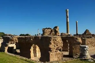 Ruínas de Cartago, antiga cidade fenícia no norte da Tunísia