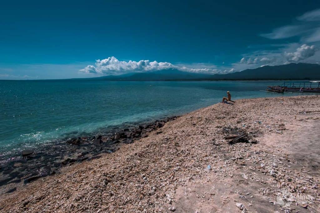 Praia em Gili Air