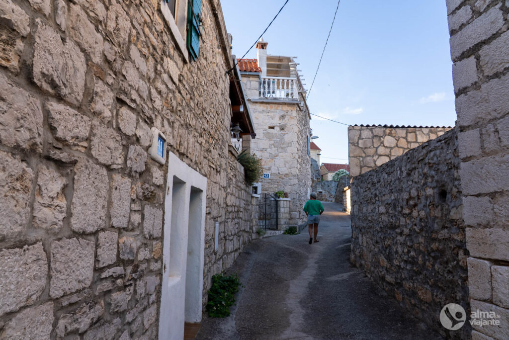 Visitar Solta, Croácia: Donje Selo