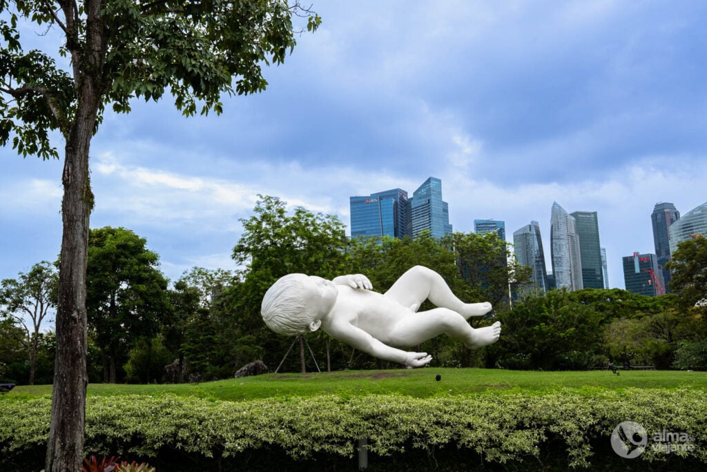 Planeta, do artista britânico Marc Quinn