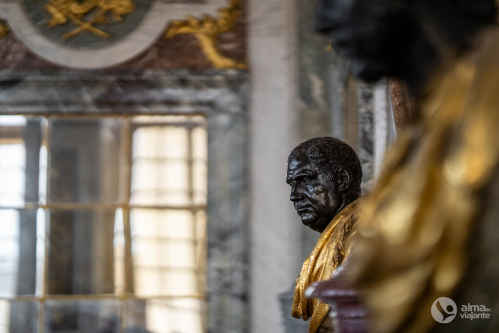 Visitar Palácio de Versalhes