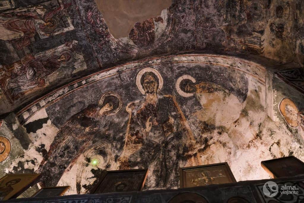 Visitar Igreja de Laghami