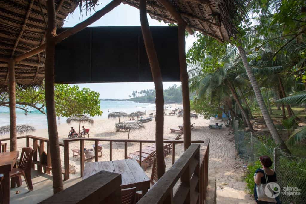Praia de Goyambokka, costa sul do Sri Lanka