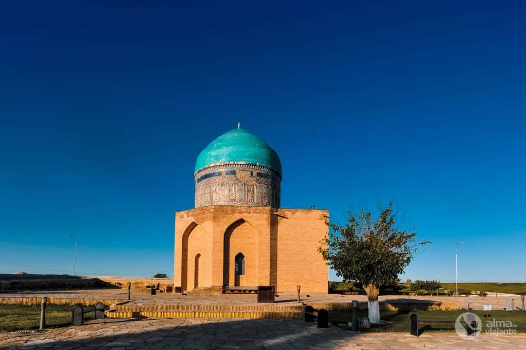 Mausoléu Rabiga Sultan Begim, Turkistan