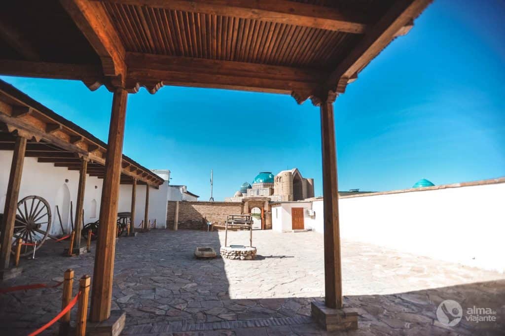 Mesquita Jameh, Turkistan
