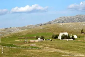 Paisagem rural no interior do Montenegro