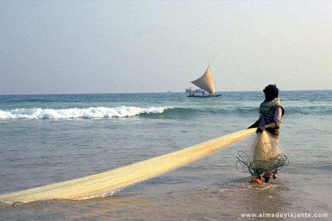 Pescador em Puri, Orissa, Índia