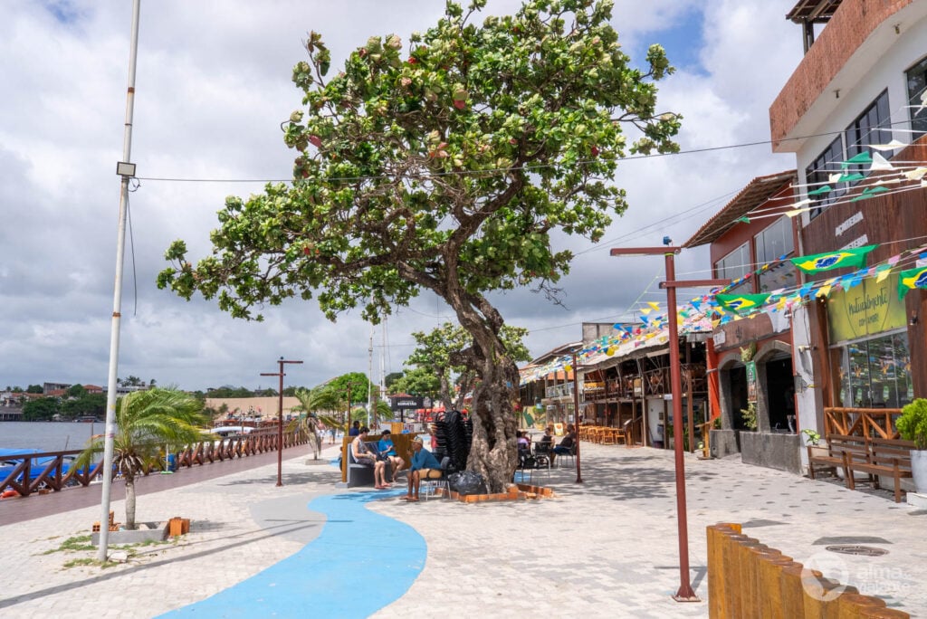 A renovada orla fluvial de Barreirinhas