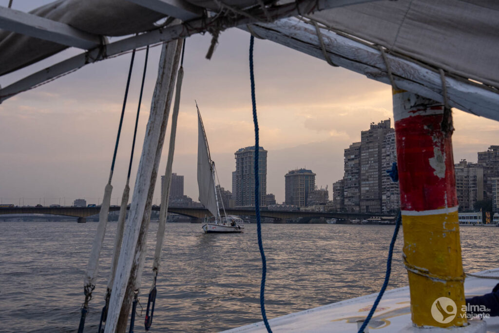 Passeio de barco no rio Nilo, Cairo