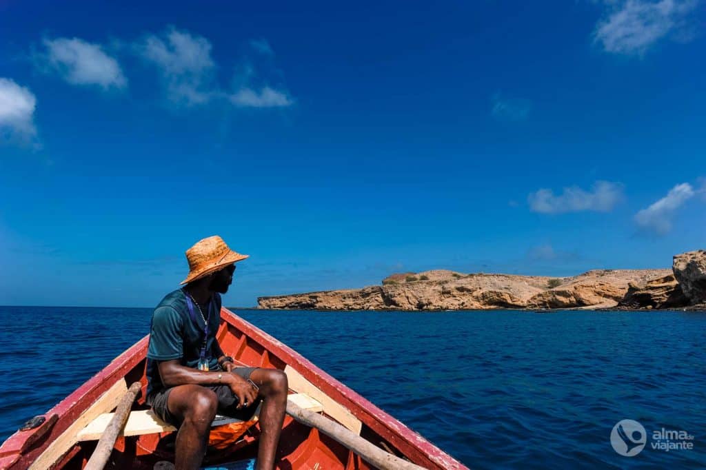 Passeio de barco Tarrafal