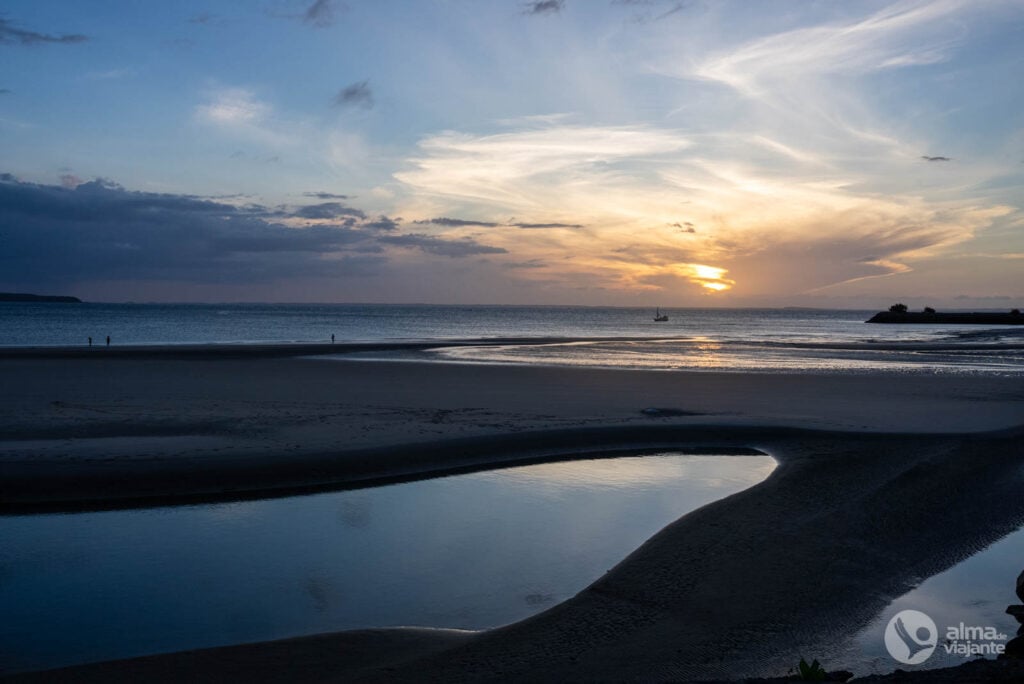 Pôr-do-sol em Ponta d'Areia - Península