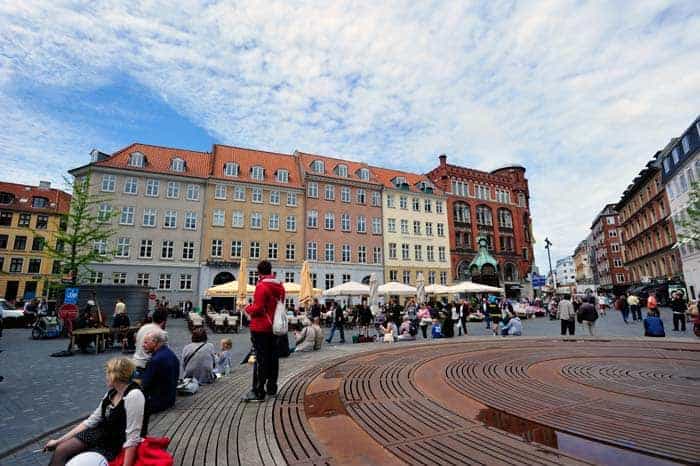 Centro da praça Kulturvet, em Copenhaga