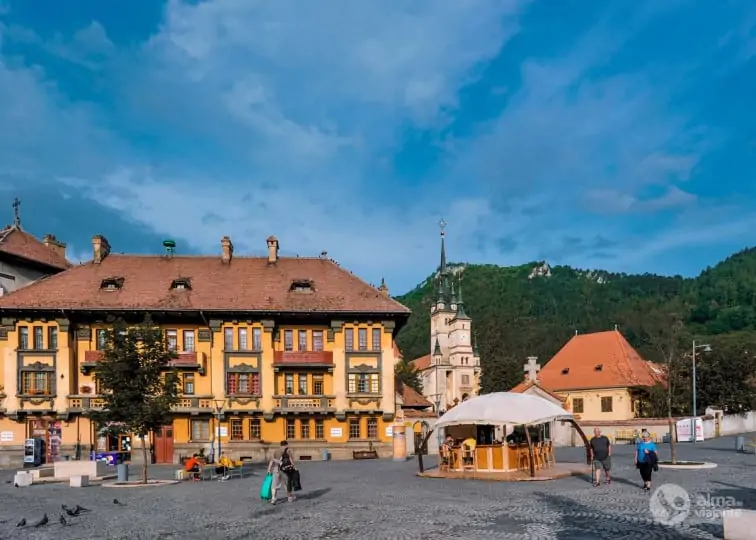 O que fazer em Brasov: visitar bairro Schei