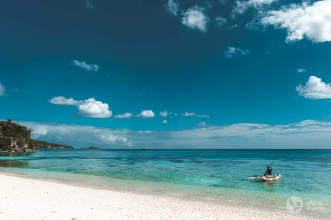 Praia em Lelepa, Vanuatu