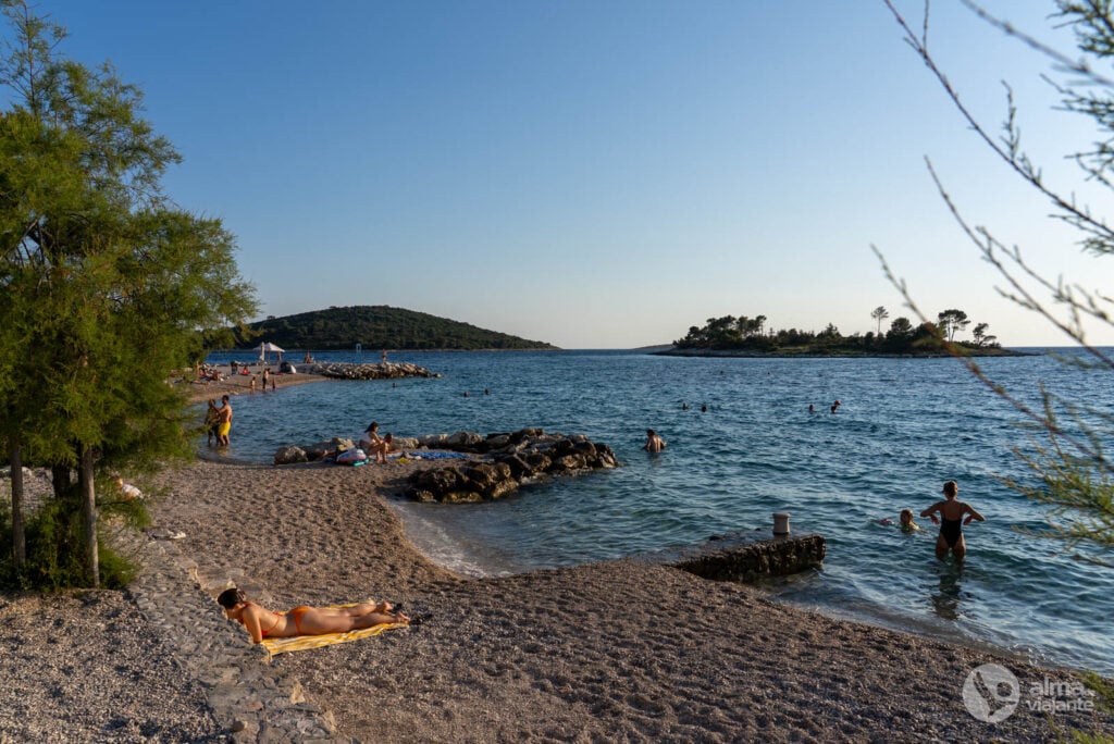 Praia de Maslinica, ilha de Solta