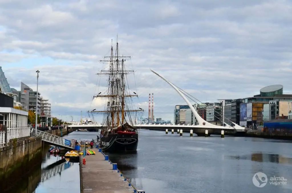 Ponte Samuel Beckett, em Dublin