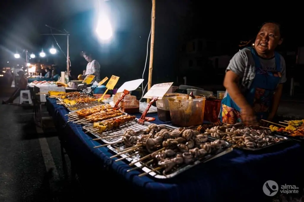 Mercado em White Sands, Koh Chang