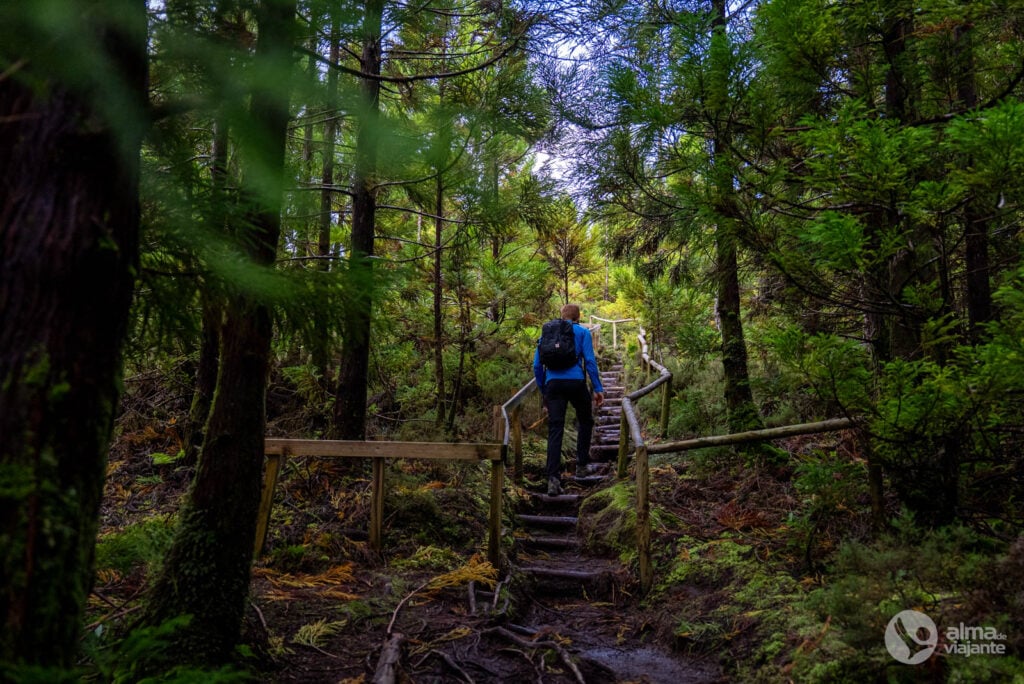 O que fazer na Terceira: Trilho Mistérios Negros