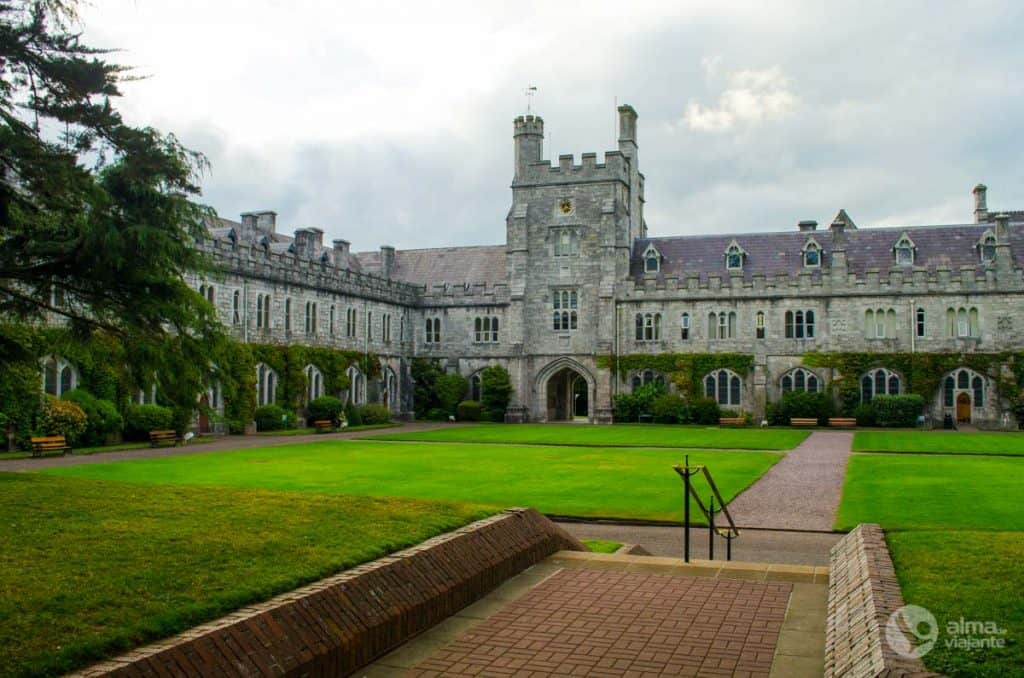 O que fazer em Cork: visitar Universidade