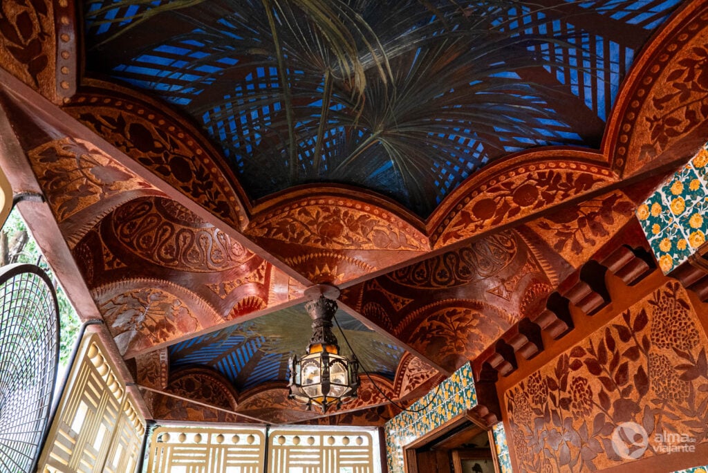 Teto do alpendre da Casa Vicens, Barcelona